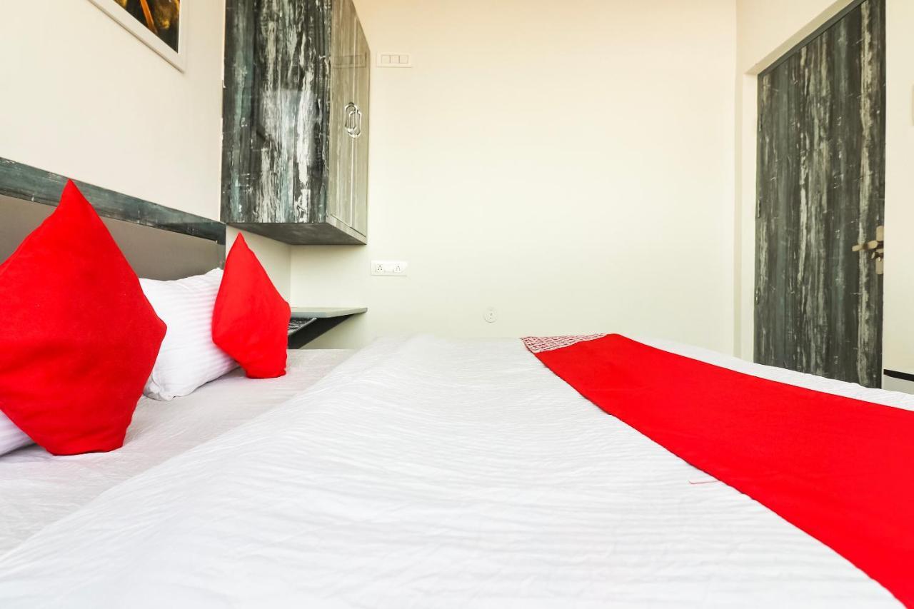 Hotel O Sheela Rohtak Exteriér fotografie