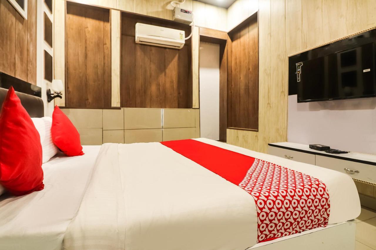 Hotel O Sheela Rohtak Exteriér fotografie
