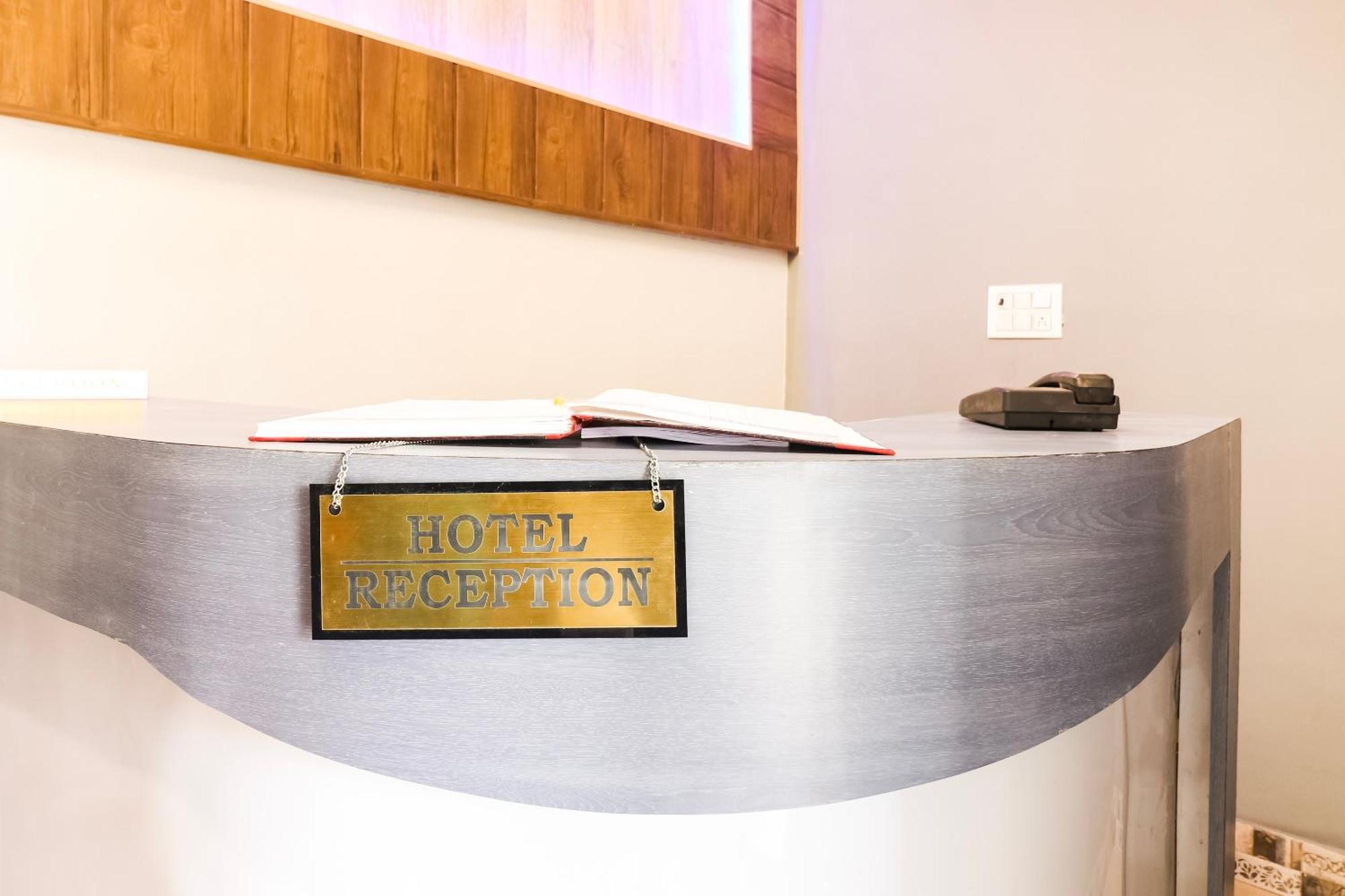 Hotel O Sheela Rohtak Exteriér fotografie